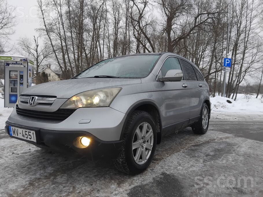 Honda Gatavs braukšanai, ideāls auto ziemai. Uzticams un