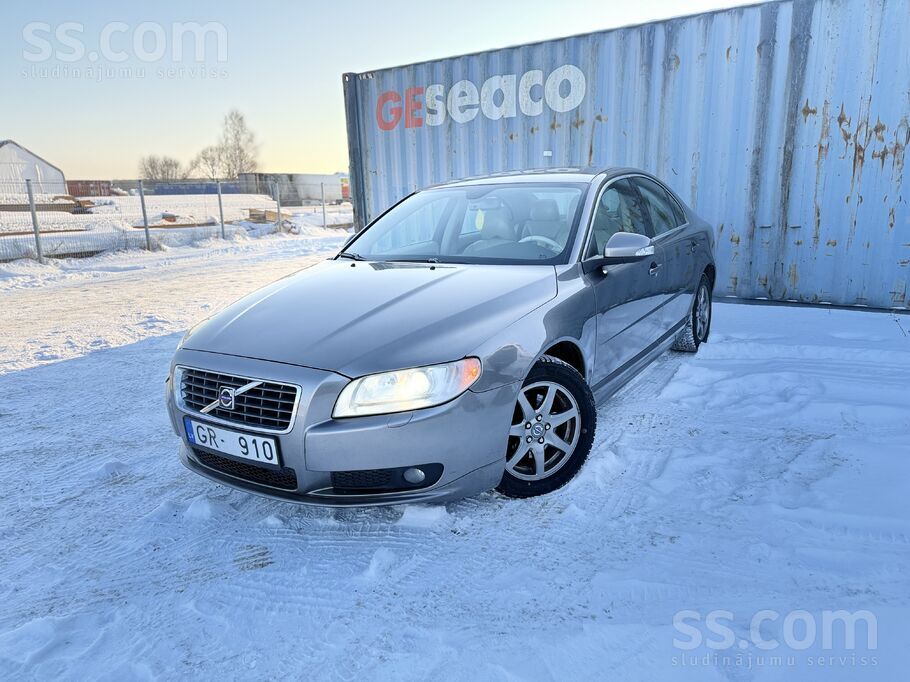 Volvo Volvo S80 2.4 D5 priekšpiedziņa ar 5 cilindru moto