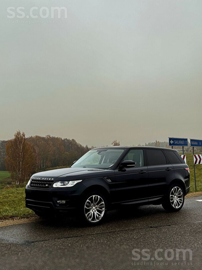 Land-rover Oriģināls luksusa apvidus auto. Projektēts un būvē