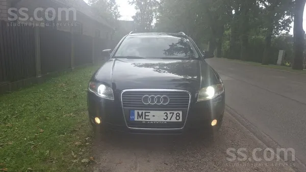 Audi A4 - 1