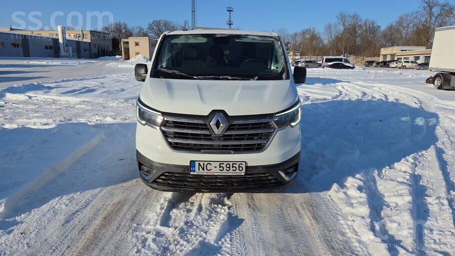 Renault Pārdod juridiskā persona. Pirkts jauns Latvijā. Na