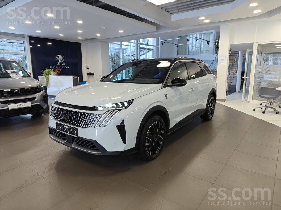 Jauns Peugeot 5008 GT Hybrid 145 E-Dcs6, pieejams uzreiz, par akcijas nosacī