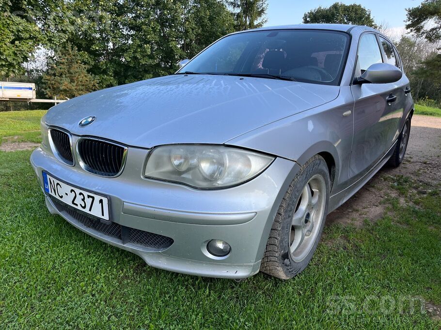 BMW Машина в хорошем техническом и визуальным состояни