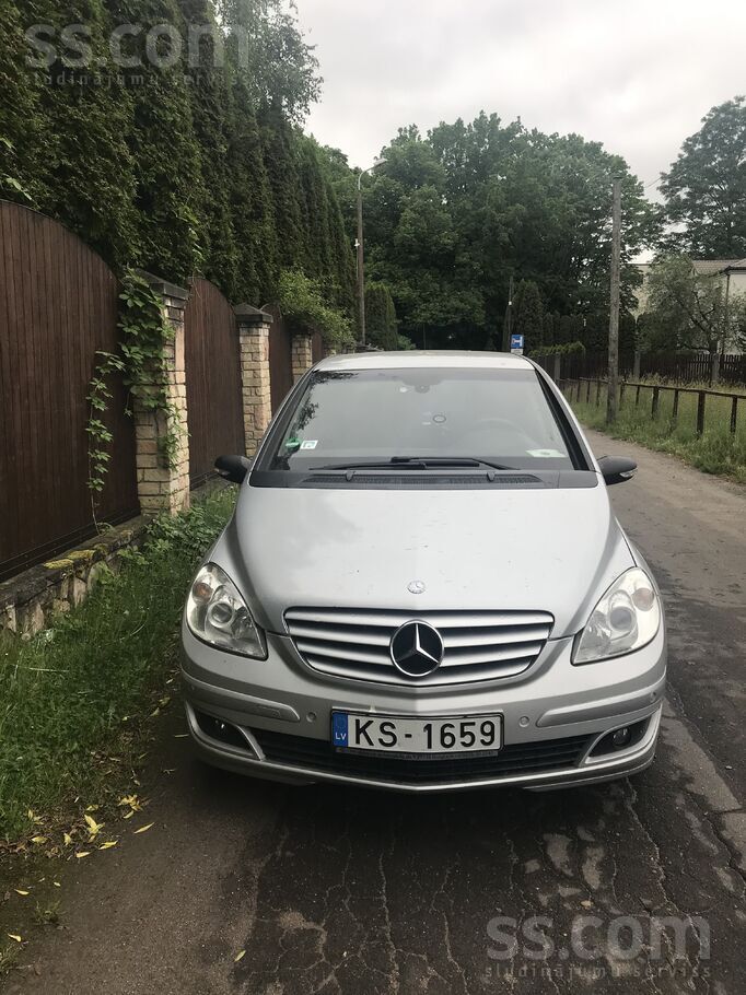 Mercedes Papildus jautājumi sazvanoties vai Sms. 
