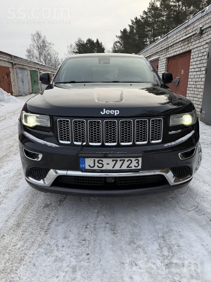 Jeep Продаю Grand Cherokee Summit. 