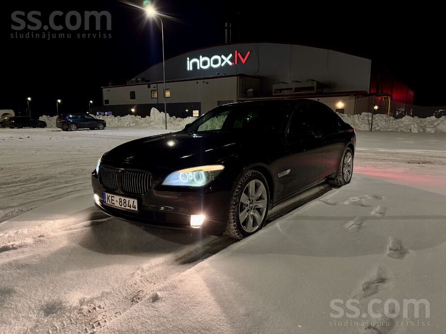 BMW BMW 730d, 2010 gads kopts auto ar oriģinālu nobrau