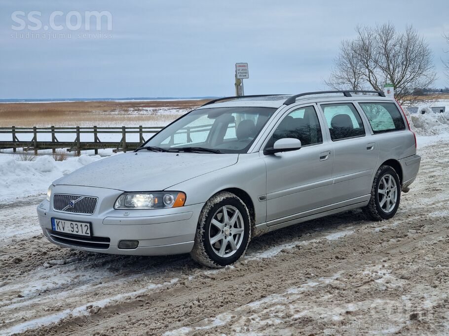 Volvo Volvo V70 D5 136Kw manuālis.