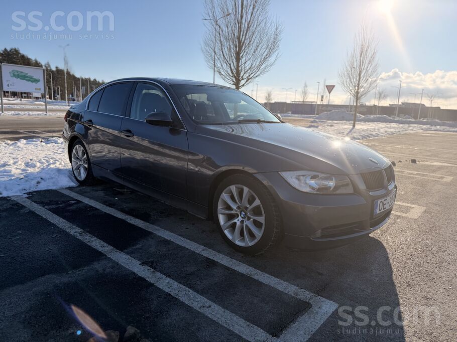 BMW Pārdodu BMW E90 325i, 2005. gada izlaiduma. 
