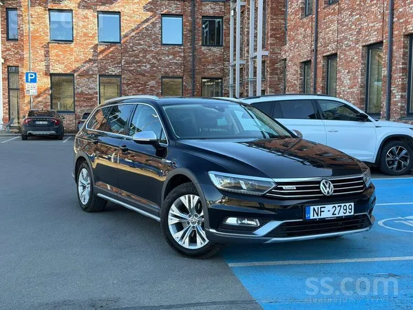 Volkswagen Uzņēmums pārdod VW Passat Alltrack 2.0 Tdi 140kW,