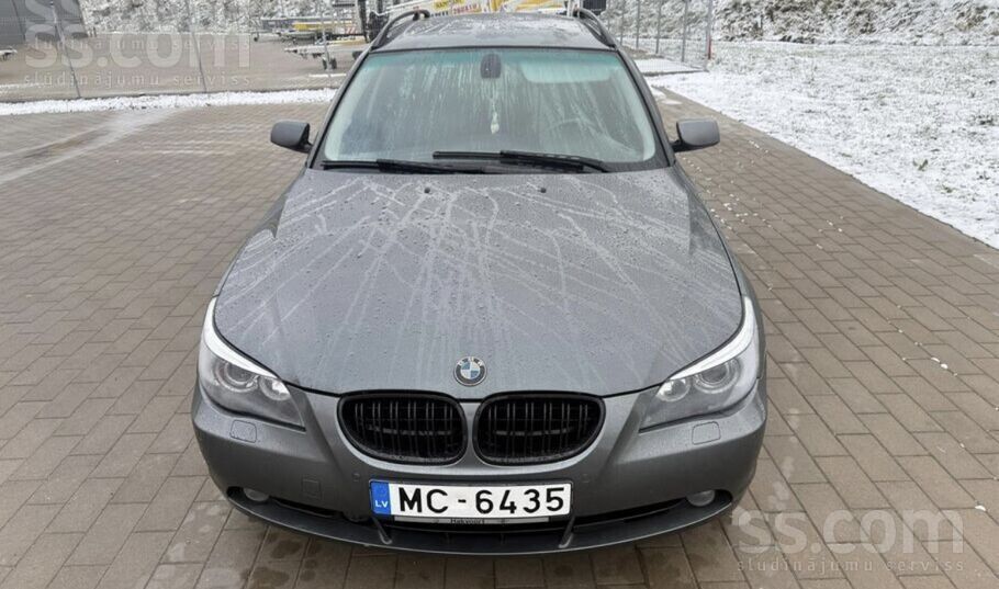 BMW Pardodu savu BMW E61 530D 160Kw