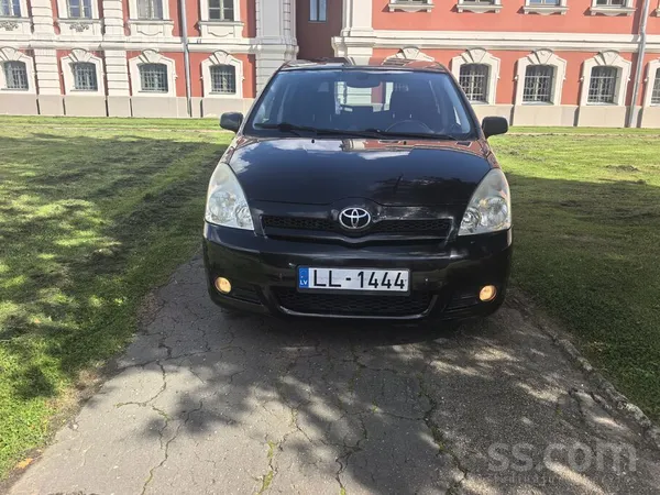 Toyota Pārdod Toyota Corolla Verso, 2007.gada 2, 2 dīzeli