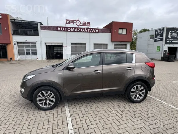 KIA Kia Sportage 2 D automatisms ātrumkārba. Uzticams 
