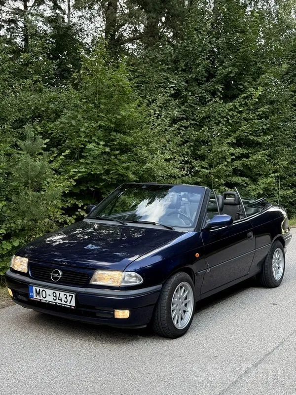 Opel Pārdodu Opel Astra cabrio Bertone editon ar 1.8i 1