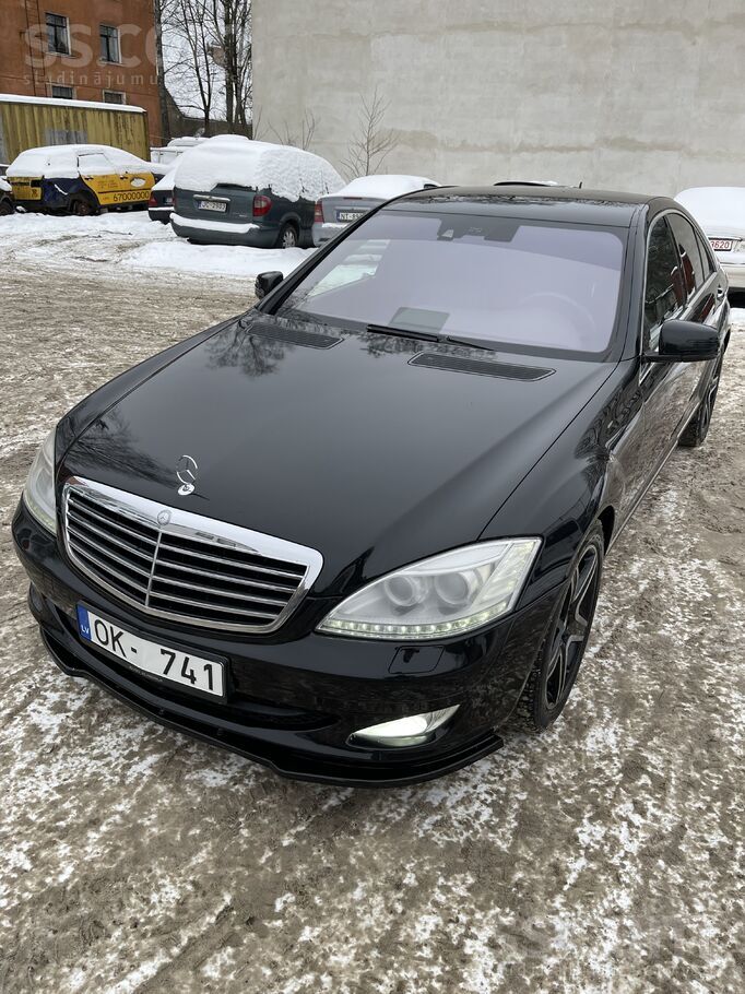 Mercedes Pārdodu Mercedes W221 S320 3.0d. 