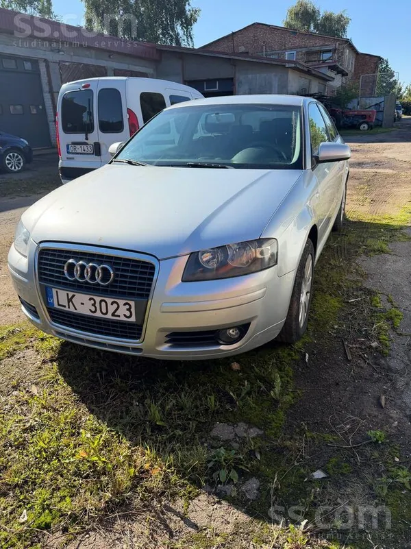 Audi Pārdošanā šis ļoti vienkāršais un uzticamais Audi 