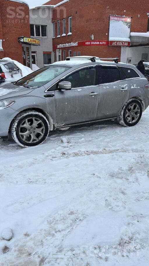 Mazda Pārdot auto labā stāvoklī, nesen nomainītas kvēlsv