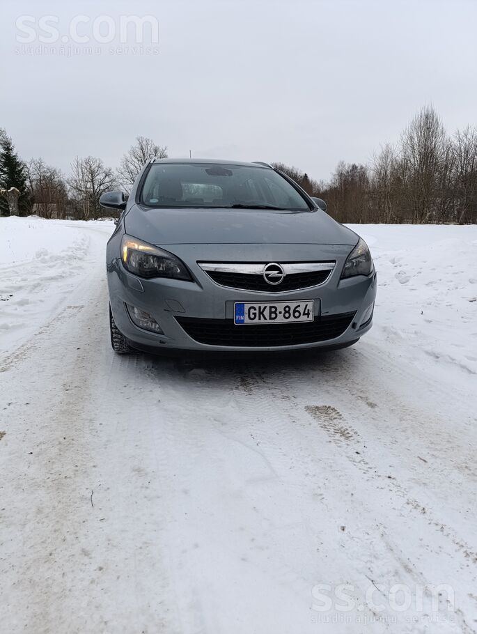 Opel Astra Tourer 1.4 Turbo 103kw, 2 atslēgas, jaunas z