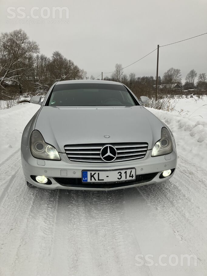 Pārdodu auto tehniski un vizuāli labā stāvoklī. pēc apkopes. Labas ziemas ri