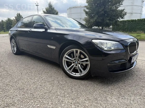 BMW 730 - 1