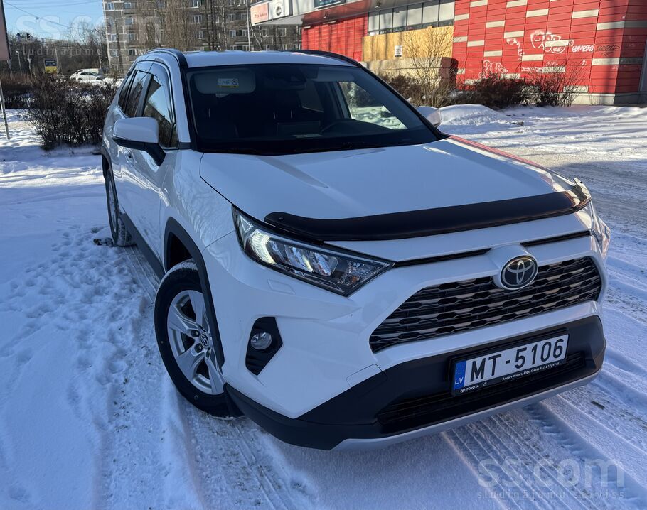 Īpašnieks pārdod Toyota Rav4 Suv 2.0 Dynamic Force Luxury, nākošā TA 12.03.2