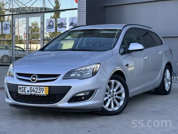 Opel Astra - 1