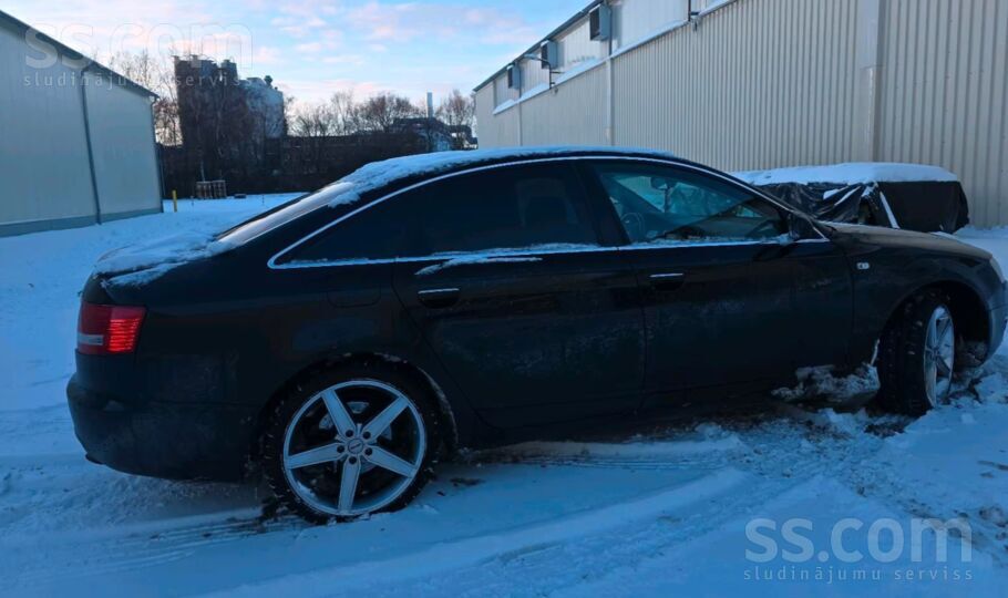 Audi Nesteidzīgi pārdod. 3.2fsi benzīns 4x4, vidējais z