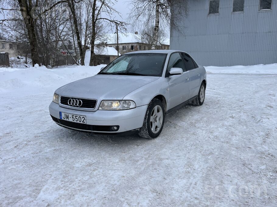 Audi Pārdod 2000. gada Audi A4 B5 1, 9tdi, 81kW (Afn). 