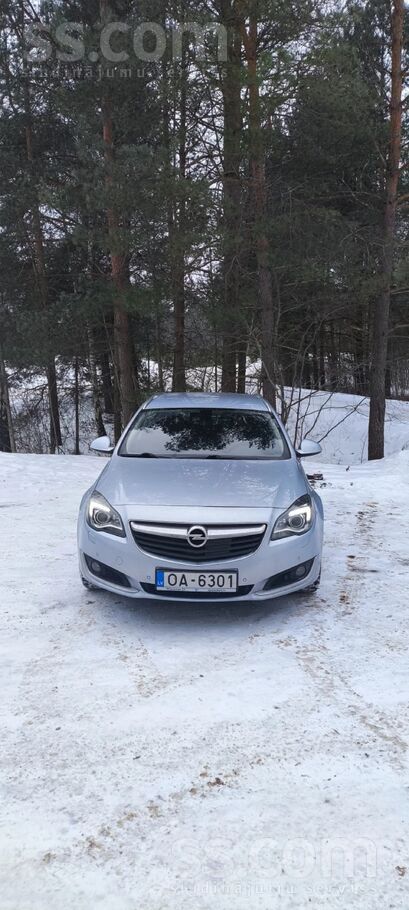 Opel Pārdodu Opel Insignia lieliskā tehniskā un vizuālā