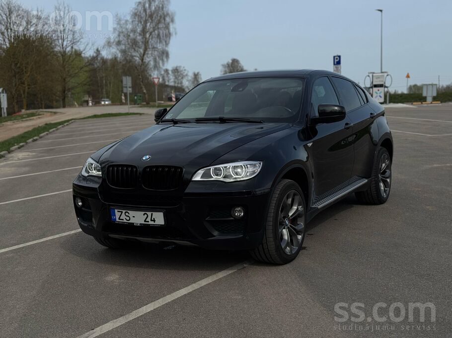 BMW Bmw X6 4.0D Xdrive idividual. Piano black salona a