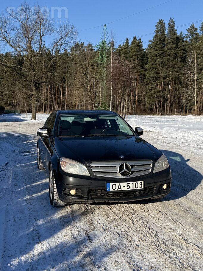 Tiek pārdots Mercedes-Benz, auto labā stāvoklī tikko izieta skate.
Jaunas