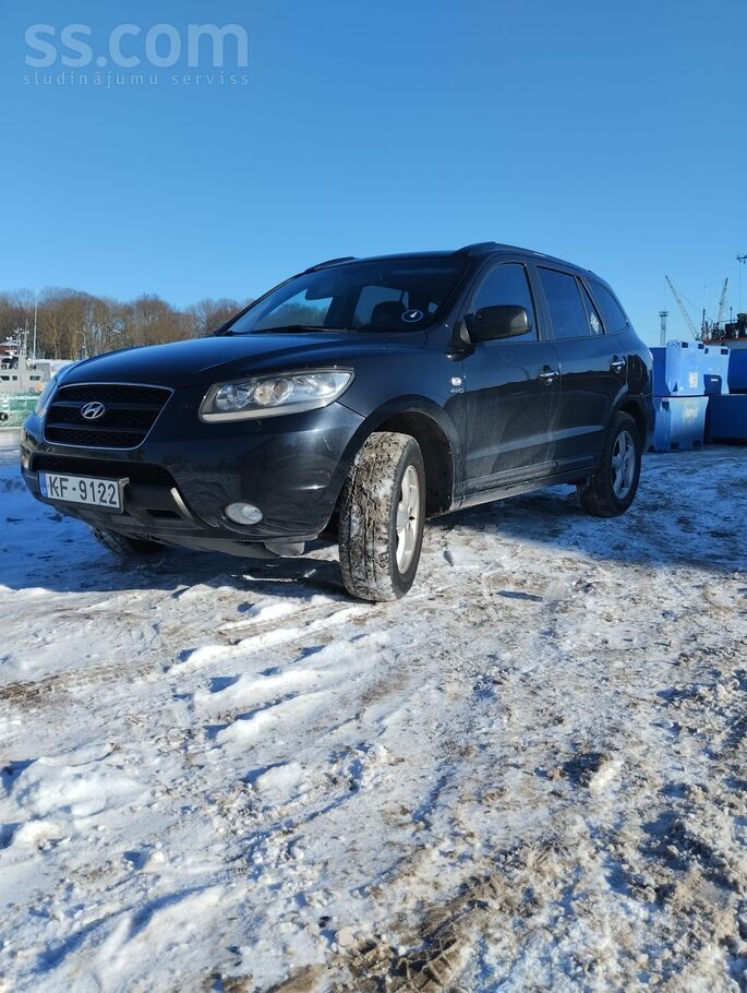 Hyundai Pārdodu Hyndai Santafe 2, 2 turbodīzeli ar autom.