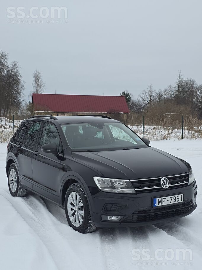 VW Tiguan, iegādāts Latvijā pie Moller Auto, viens īpašnieks. 
Auto lietots