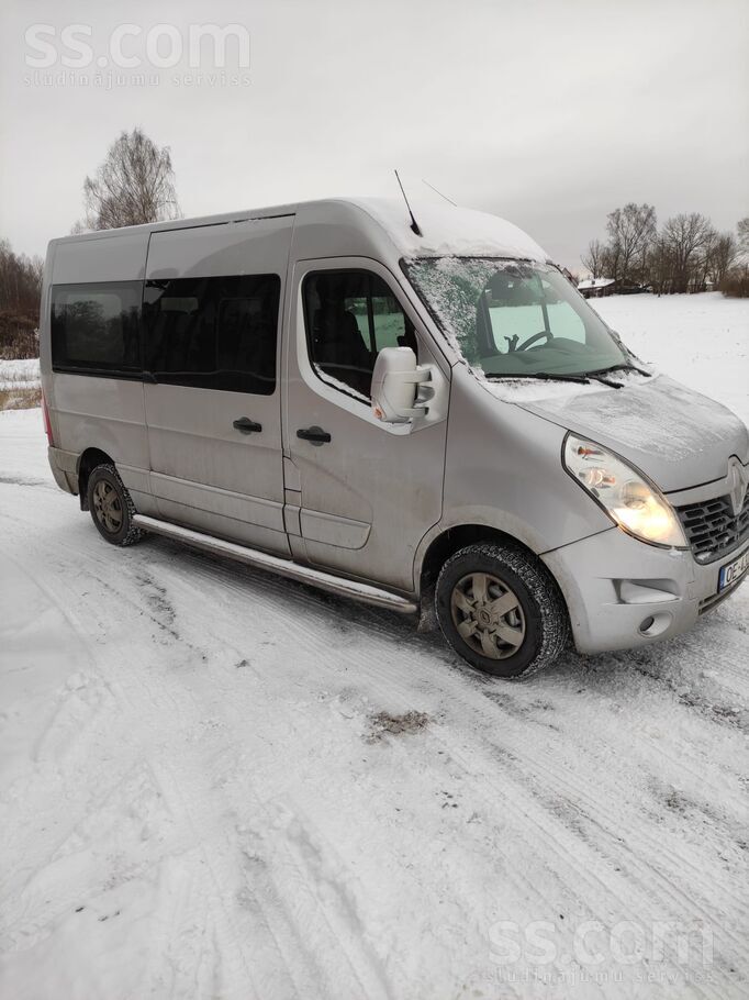 Renault Īpašnieks pārdod Renault Master mikroautobusu. Teh