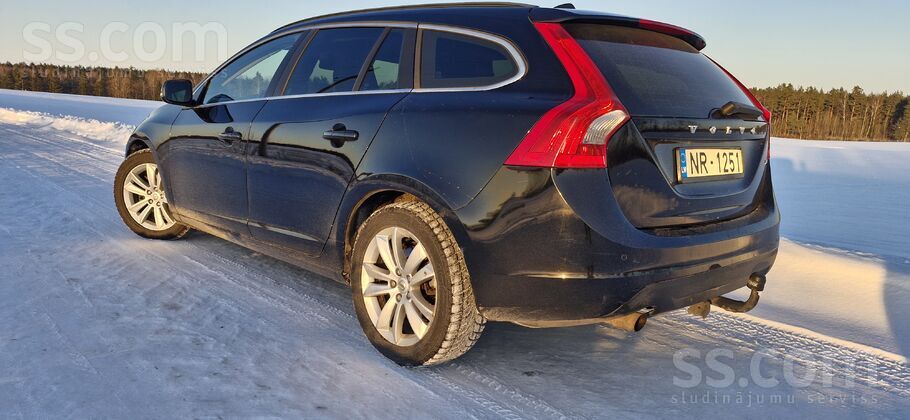 Volvo Iespējams iegādāties ietilpīgu, uzticamu, uzpasētu