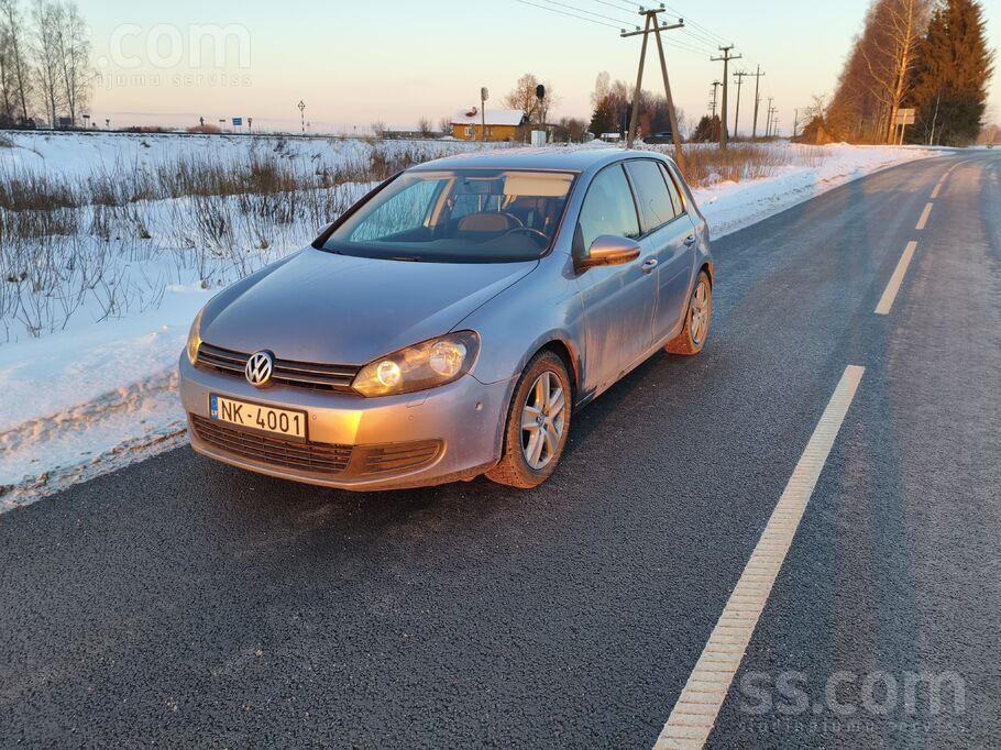 Volkswagen VW Golf 6. 2 l dīzelis. 5 ātrumi.