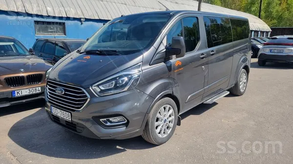 Ford Uzņēmums pārdodu , busiņu Custom Tourneo (garā bāz