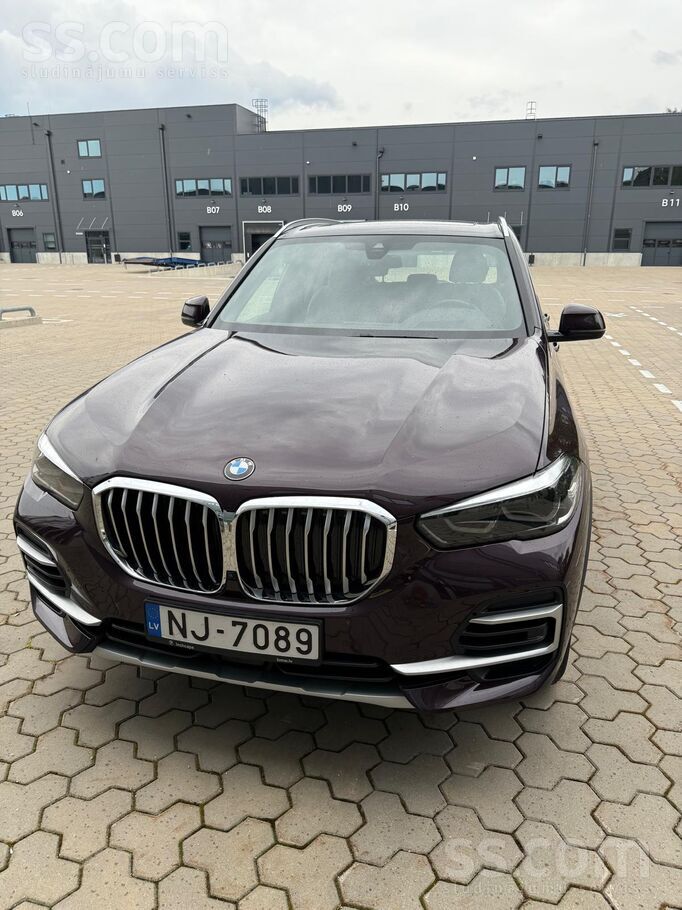 Pārdod BMW X5 xDrive 30D, G05, 210kw/286zs. Lieliskā tehniskā stāvoklī.
Au
