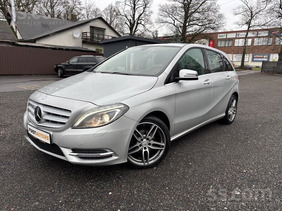 Mercedes Benz B180. Automāts. 80 kW/109 z. s. Ievests no Nīderlandes. TA bez