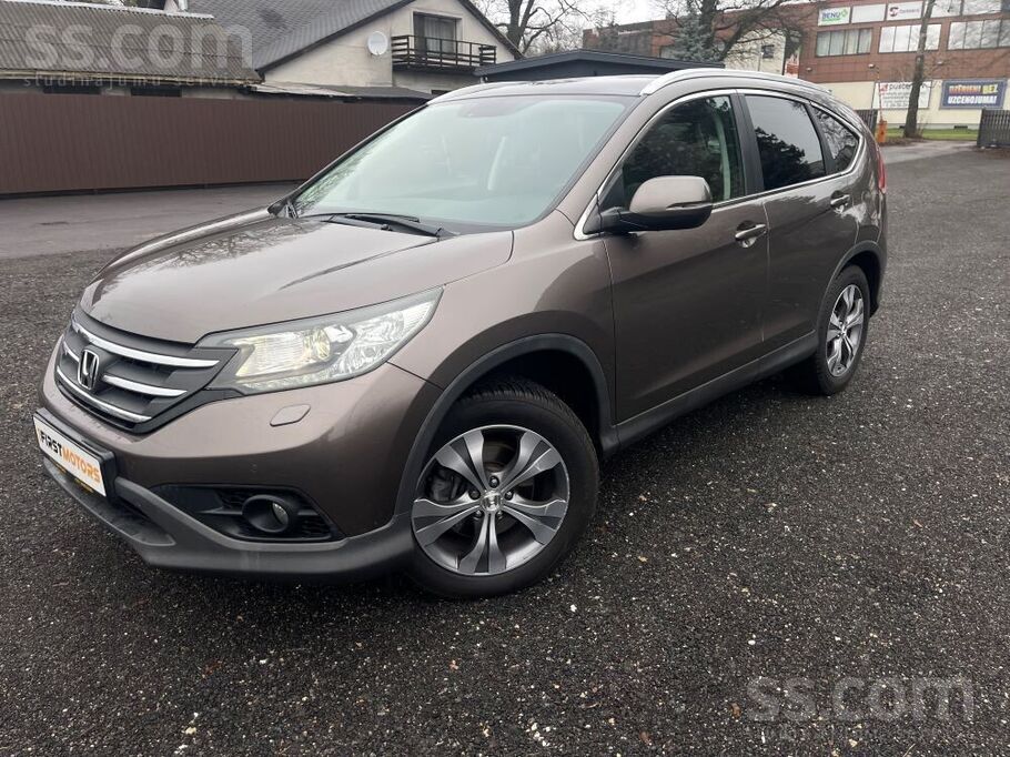Honda Cr-V. Executive. 4x4, awd, 110kw/150 z. s. Latvijā nav ekspluatēts. TA