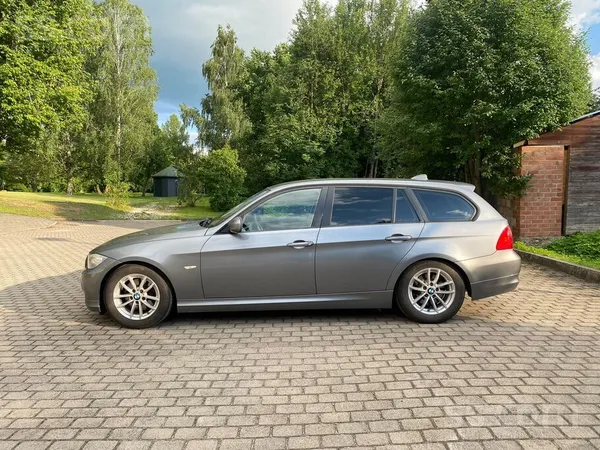 BMW 320 - 1