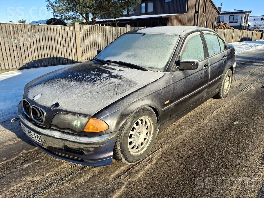 Pārdodu e46 318i ar manuālo kārbu ar motora defektu(aprautas šalles), virsbū