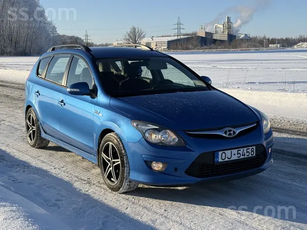 Hyundai Pārdodu Hyundai i30, 1, 6 dīzelis, 6-ātrumu manuāl