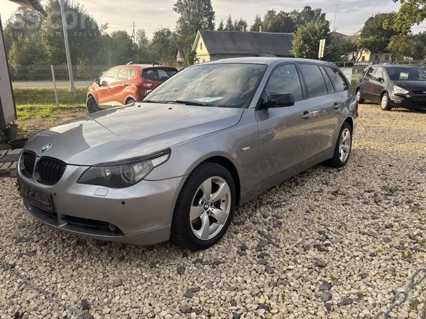 BMW Svaigi izieta Ta. Brauc ļoti labi. 
