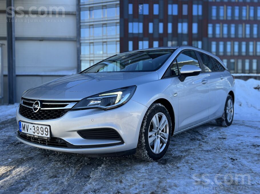 Opel Uzņēmums pārdod Opel Astra Sports Tourer.