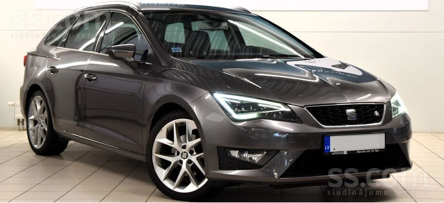 Seat Leon FR 2.0Tdi 110kw, jaunas ziemas un vasaras riepas, r18 oriģinālie d