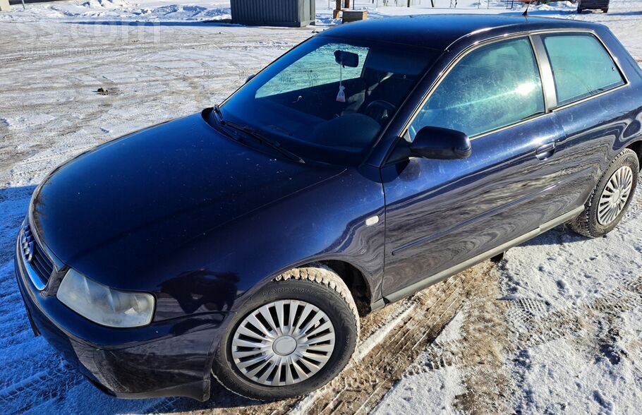 Pārdod Audi A3 tehniski un vizuāli labā stāvoklī. Tikko izieta jauna TA, nod