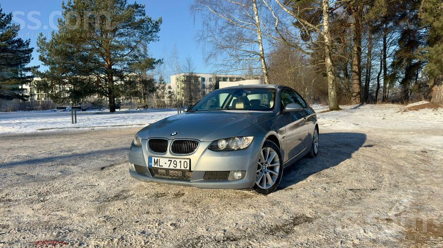 BMW Pārdod sievas auto
