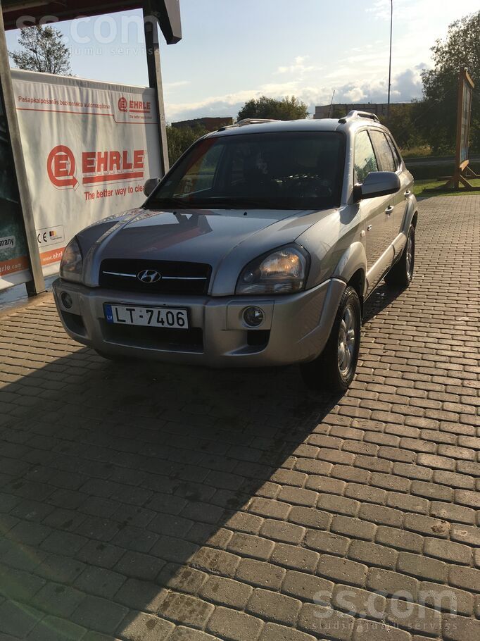 Hyundai Pārdodu Hyundai Tucson 2, 0 dīzelis 103 kw labā da