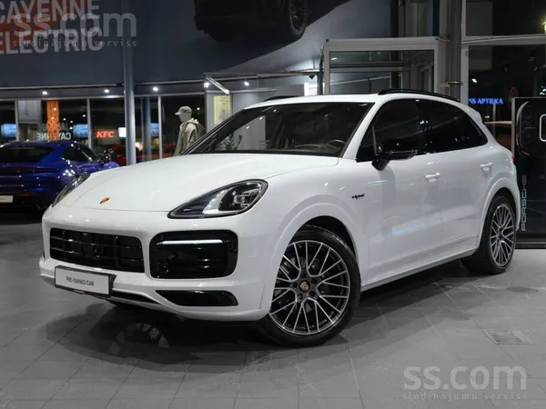 Porsche Cayenne E-Hybrid Platinum Edition (My23) 340kW / 462hp
Pirmā reģist