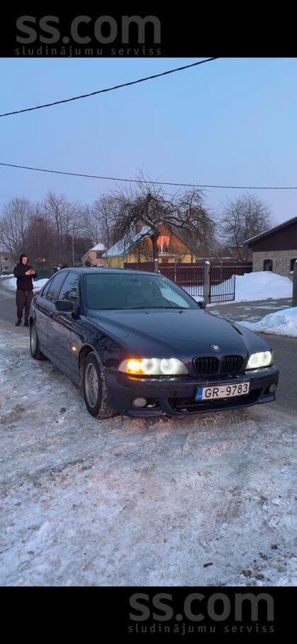 BMW Sveiks. Pardodu 528i tatad sikak. 